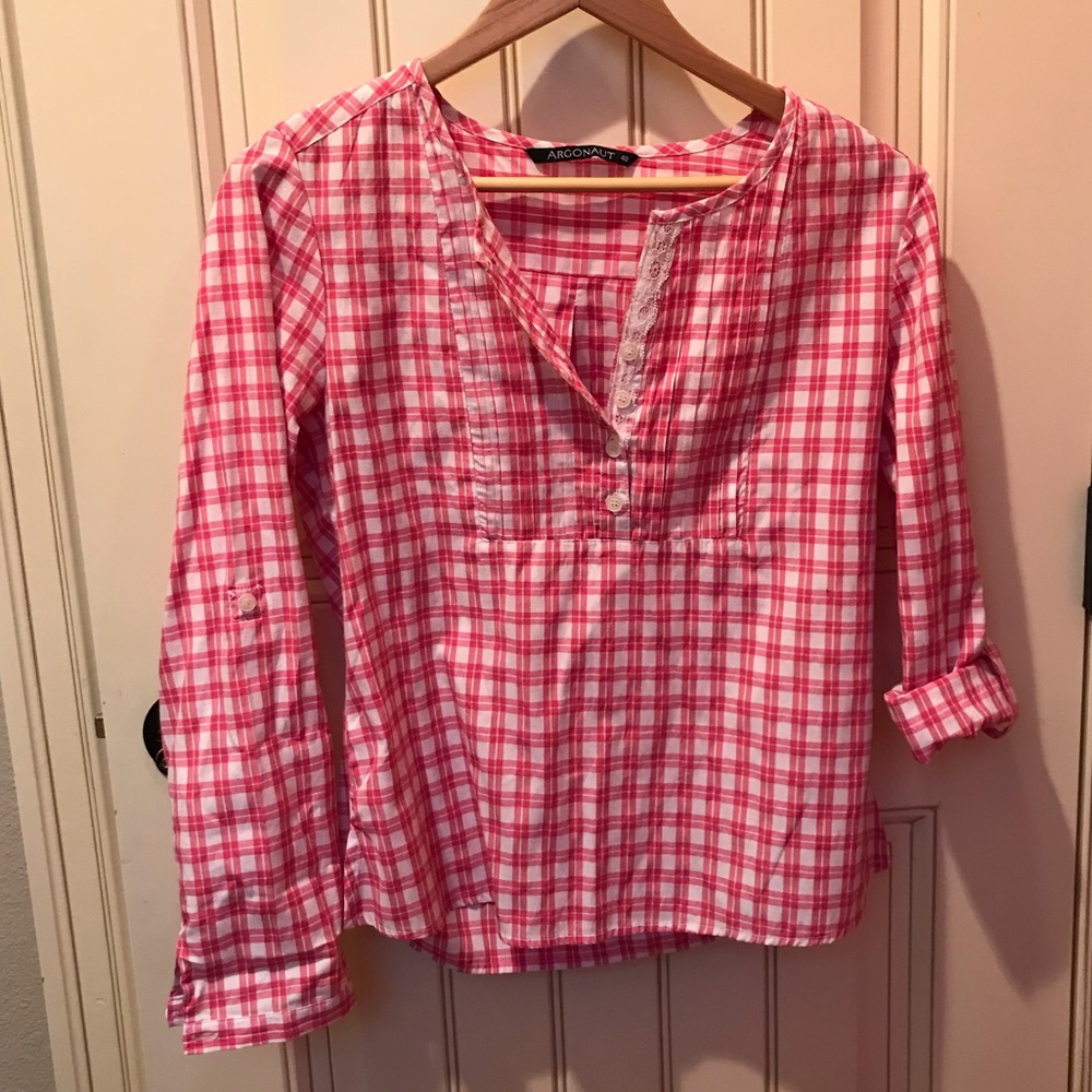 women’s casual top